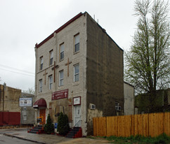 2000 -02 N 18th Street Apartments