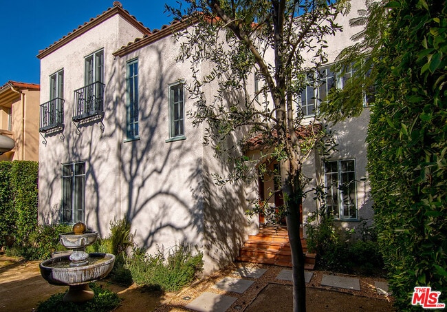 property at 6217 W 6th St