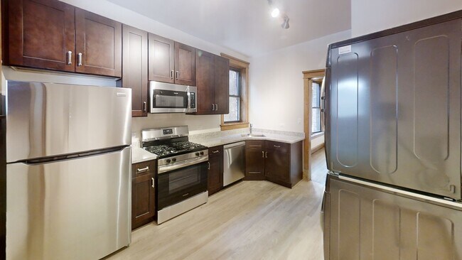 1415 W Cuyler Ave in Chicago, IL - Building Photo - Building Photo
