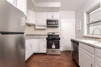 645 Pawling Ave in Troy, NY - Building Photo - Building Photo