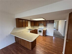 312 S 11th Pl in Rogers, AR - Building Photo - Building Photo