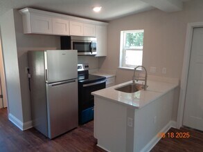 145 S Halifax Ave in Daytona Beach, FL - Building Photo - Building Photo