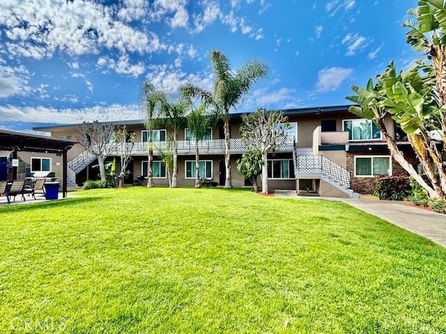 1820 W Sallie Ln, Unit 2 in Anaheim, CA - Foto de edificio - Building Photo