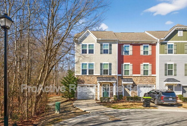 4301 Whitfield Ln in Chesapeake, VA - Building Photo - Building Photo