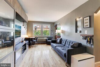 1363 K St SE in Washington, DC - Building Photo - Building Photo