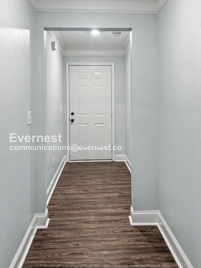 5241 Hanover St in Atlanta, GA - Building Photo - Building Photo