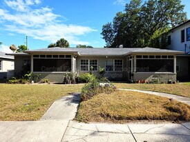 1010 E Central Blvd in Orlando, FL - Building Photo