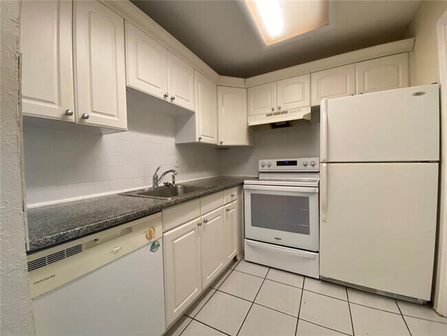 property at 2775 Taft St
