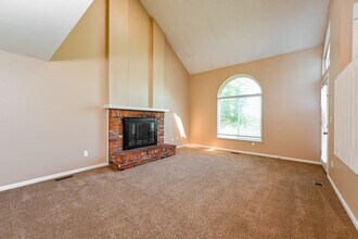8774 Apache Plume Dr in Parker, CO - Building Photo - Building Photo