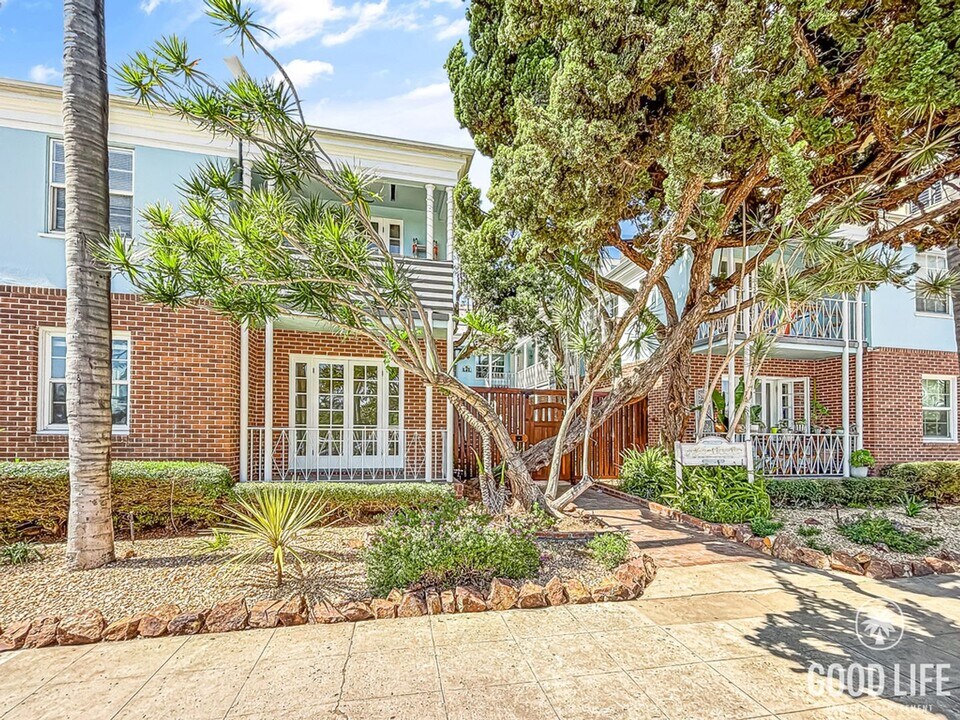 3026 Sixth Ave in San Diego, CA - Building Photo
