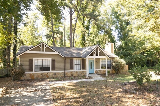 property at 2546 Wind Forest Ct