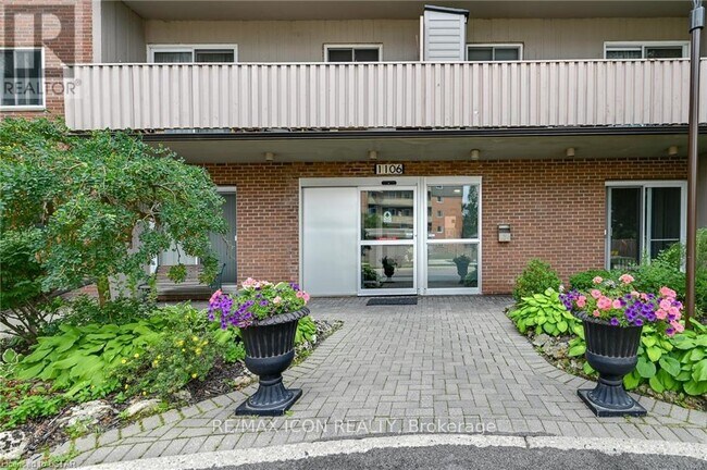 1106 Jalna Blvd in London, ON - Building Photo - Building Photo