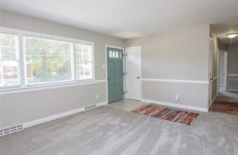 10210 Hollyberry Dr in Richmond, VA - Building Photo - Building Photo