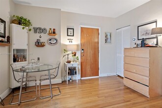936 Pennsylvania Ave in Miami Beach, FL - Building Photo - Building Photo