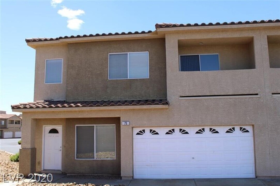 75 Eagle Scout Way in Henderson, NV - Building Photo