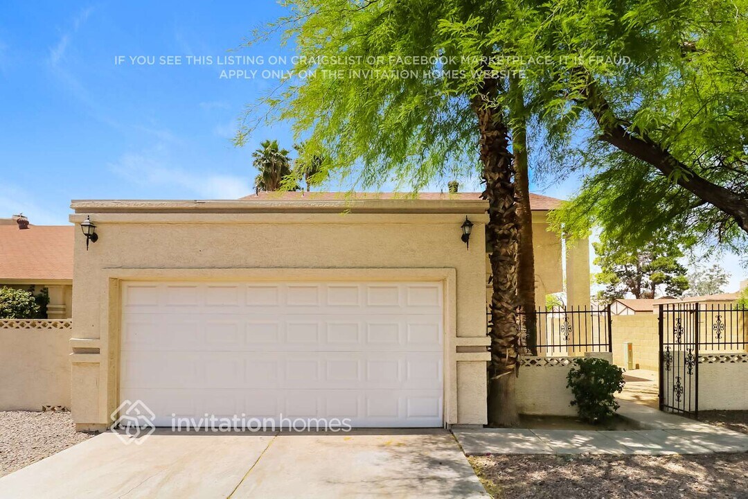 10032 N 66th Dr in Glendale, AZ - Building Photo