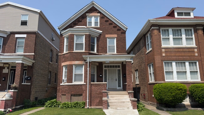 property at 8420 S Manistee Ave