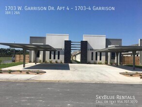 1703 W Garrison Dr in Pharr, TX - Building Photo - Building Photo