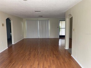 7403 Populus Dr in Port Richey, FL - Building Photo - Building Photo