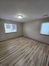 805 Pope Street, Unit Apt D in Lake Mills, WI - Building Photo - Building Photo