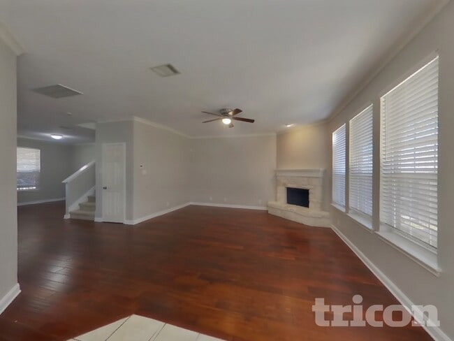 141 Carnousty Dr in Cibolo, TX - Foto de edificio - Building Photo