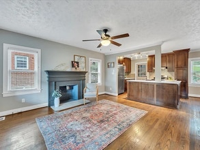 823 Windsor Ave SW in Roanoke, VA - Building Photo - Building Photo