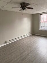 219 Grant St, Unit 219.5 Grant St in Dennison, OH - Foto de edificio - Building Photo