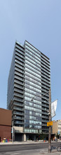 22 Wellesley St E in Toronto, ON - Building Photo - Building Photo