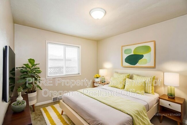 property at 7016 N Amherst St