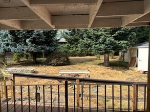 1606 NE Edge Park Dr, Unit Basement Apartment in Vancouver, WA - Building Photo - Building Photo