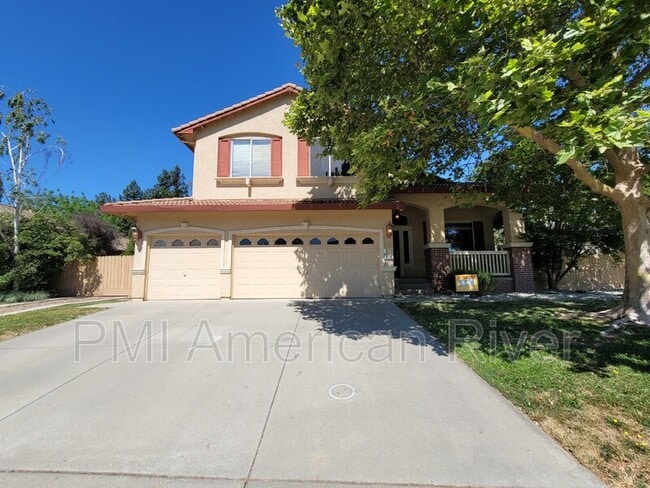 property at 998 Bay Shore Dr
