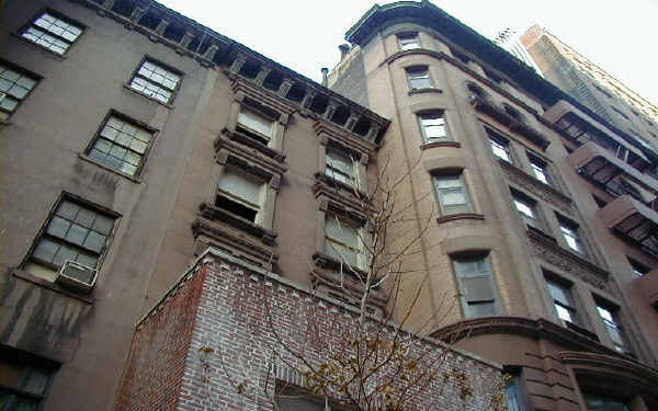 53 E 65th St in New York, NY - Foto de edificio