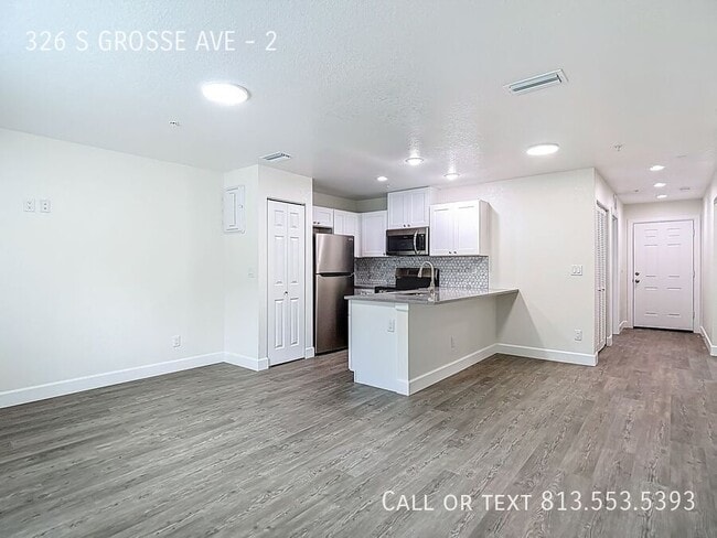 property at 326 S Grosse Ave