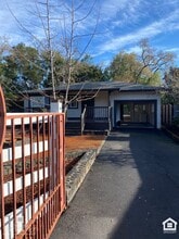 13827 Williams Rd in Glen Ellen, CA - Building Photo - Building Photo