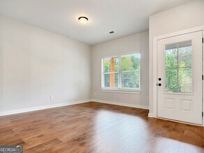 92 Hidden Brook Trail in Newnan, GA - Building Photo - Building Photo