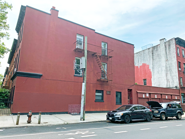 196 Wyckoff St in Brooklyn, NY - Building Photo - Building Photo