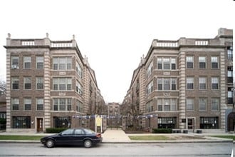 905-915 Elmwood in Evanston, IL - Foto de edificio - Building Photo