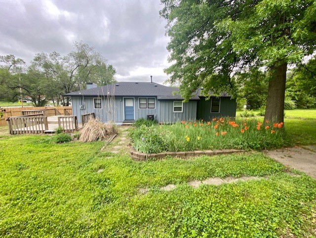 12216 Leavenworth Rd photo'