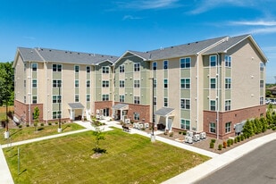 The Pointe at Walker Mill 55+ in Boardman, OH - Building Photo
