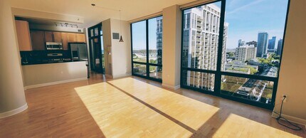 233 E 13th St, Unit 1409 in Chicago, IL - Building Photo - Building Photo