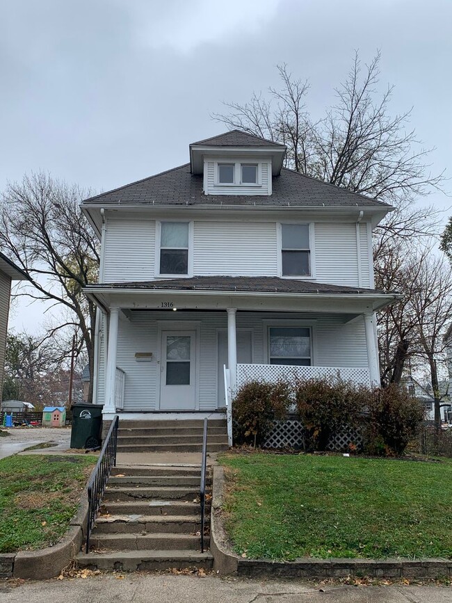 1316 6th Ave S in Fort Dodge, IA - Building Photo - Building Photo