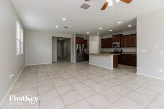 2465 W Arroyo Way in San Tan Valley, AZ - Foto de edificio - Building Photo