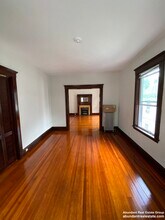 62 Liberty Ave, Unit 2 in Somerville, MA - Foto de edificio - Building Photo