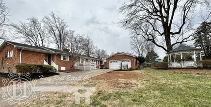204 Trail Four in Burlington, NC - Foto de edificio - Building Photo