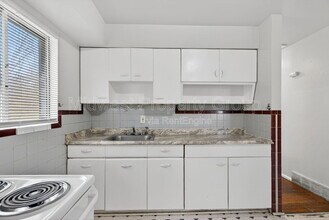 5900 Sheriton Dr in St. Louis, MO - Building Photo - Building Photo