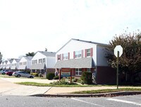 Montclair Duplex Apartments photo'