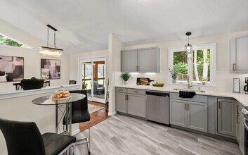 23 Whitten St in Worcester, MA - Building Photo - Building Photo