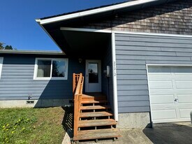 27212 X Ln in Ocean Park, WA - Building Photo