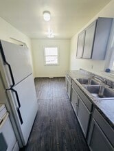 2513 Lester St in Flint, MI - Building Photo - Building Photo