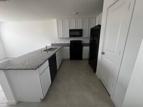 922 Grebe Dr in Princeton, TX - Building Photo - Building Photo